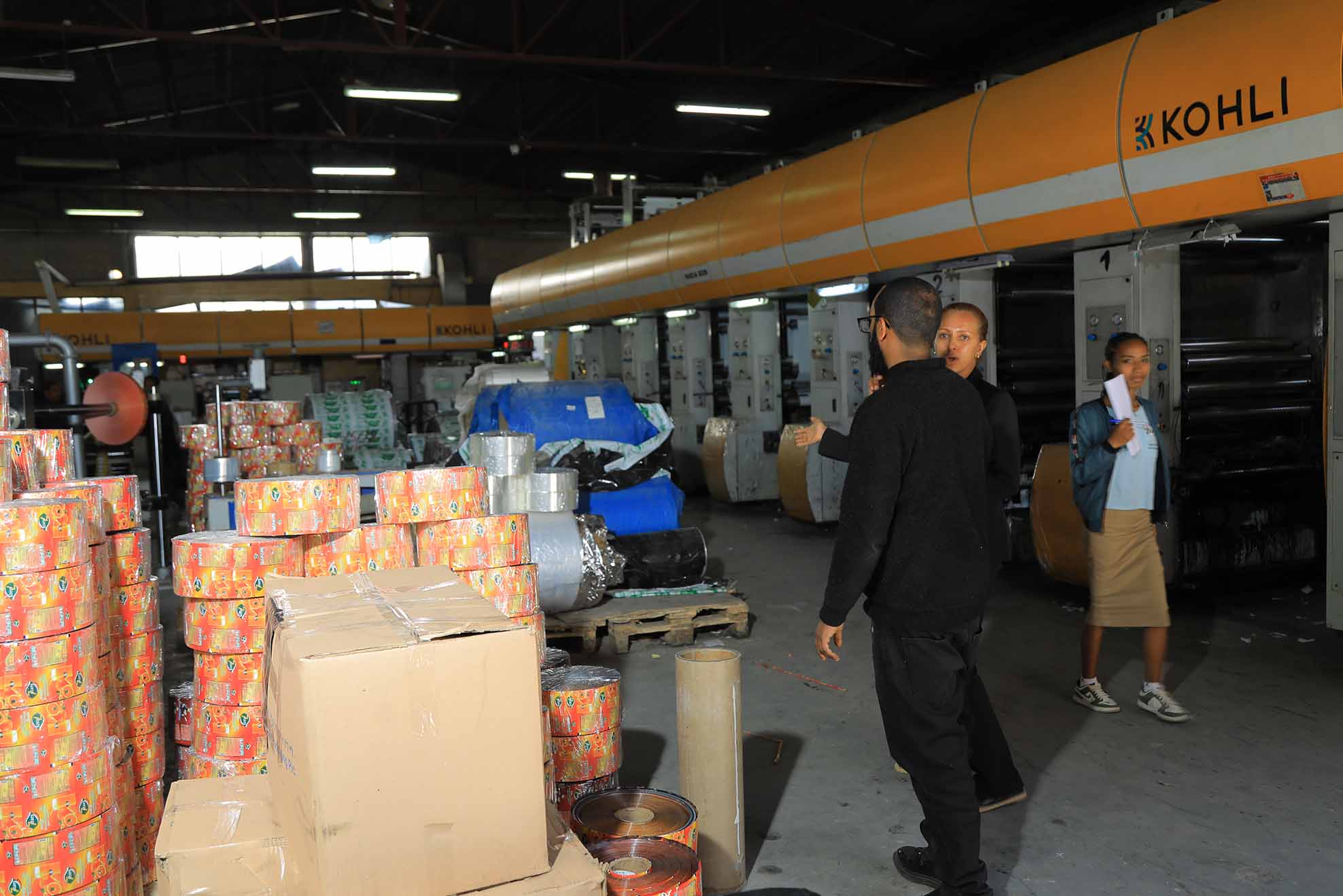 We Manufacture Flexible Packaging \ Solutions